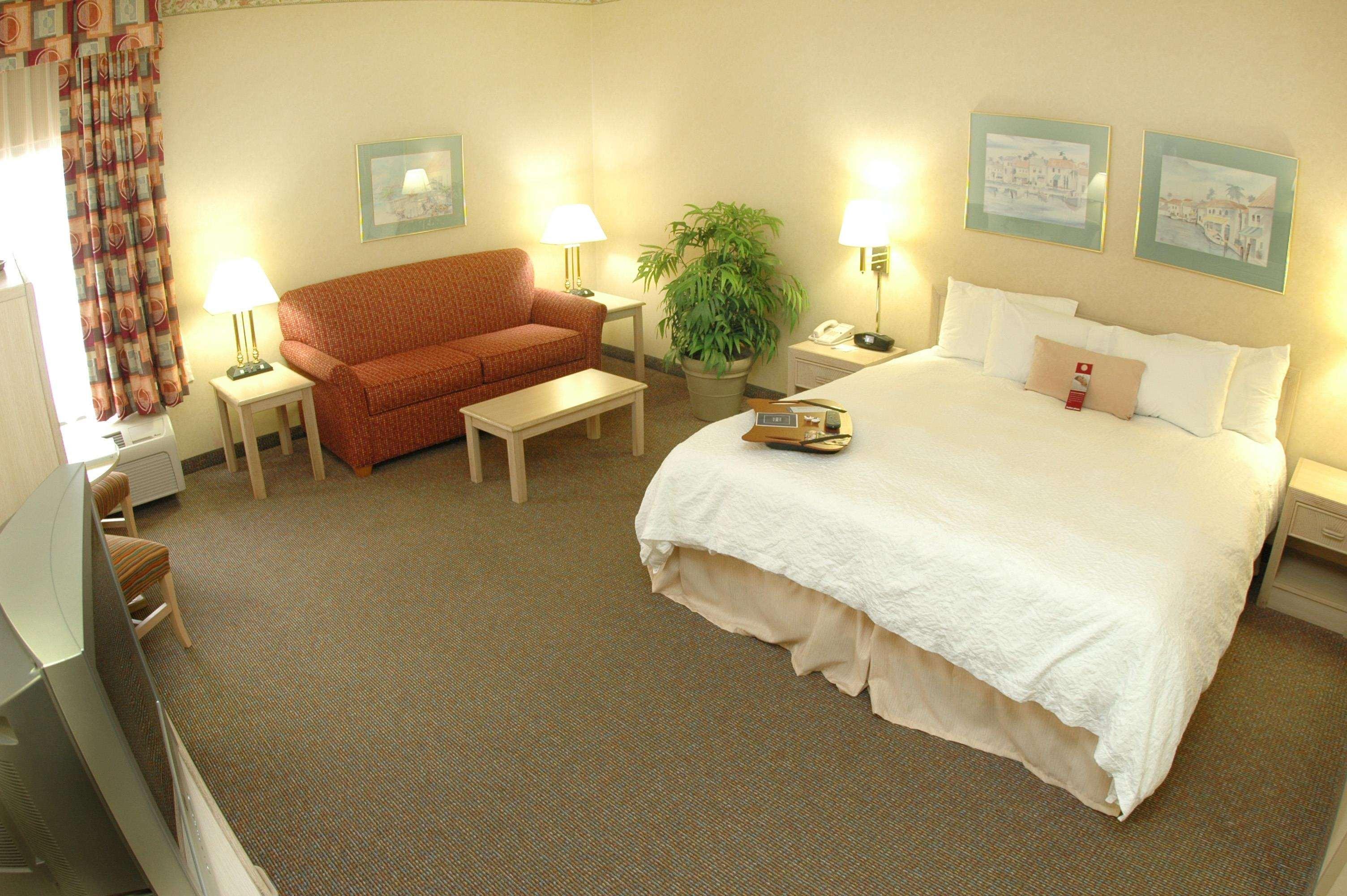 Hampton Inn Джейнсвилл Номер фото